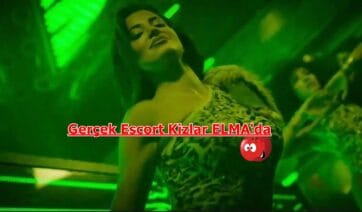 Yeni Nesile Uygun Giyinen Genç Escort